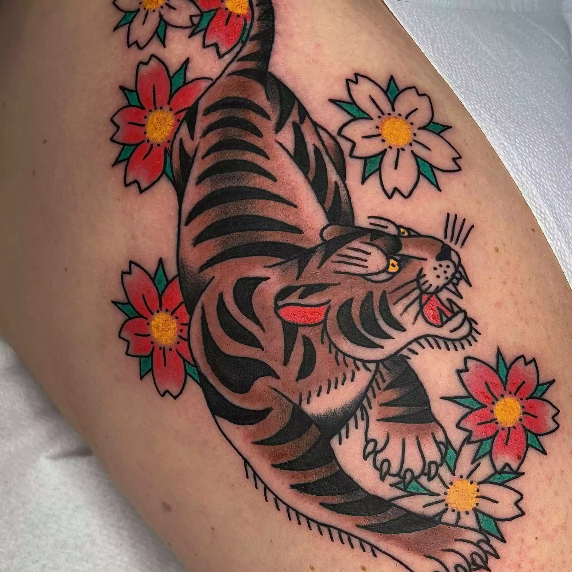 Tattoo Tiger Old School - Zaragoza Tattooer